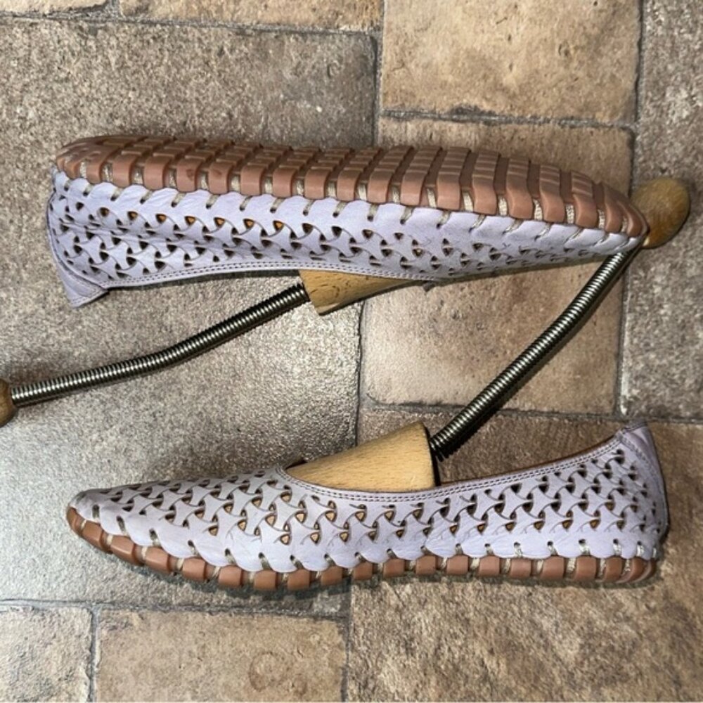 Volks Walkers Size 40